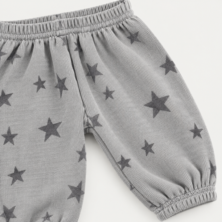 PAIGELAUREN Light Gray Star Fleece Baggy Pant waistband, seam and ankle detail