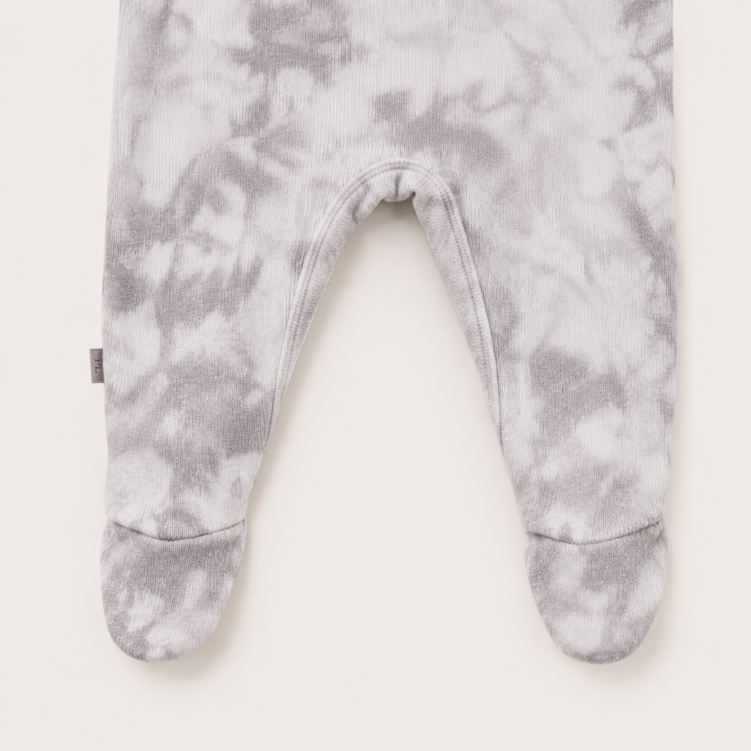 Crotch and footed leg detail of PAIGELAUREN gray Marble Brushed Hacci Pajama